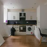Modern 1 Bedroom Apartment Located In Central Leicester