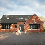 Hidden Gem Luxury House In Leicester