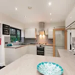 Hidden Gem Luxury House In Leicester