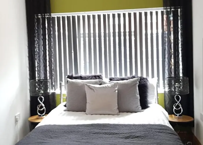 Cozy Apartment Le4 9Jz