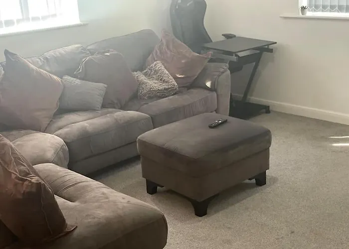 Lovely 1 Bedroom Condo In Leicester City
