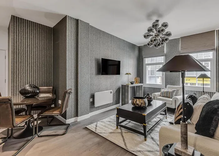 The Arden At Signature Suites