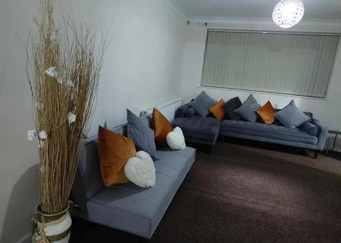 Tranquil Leicester Retreat In Oadby