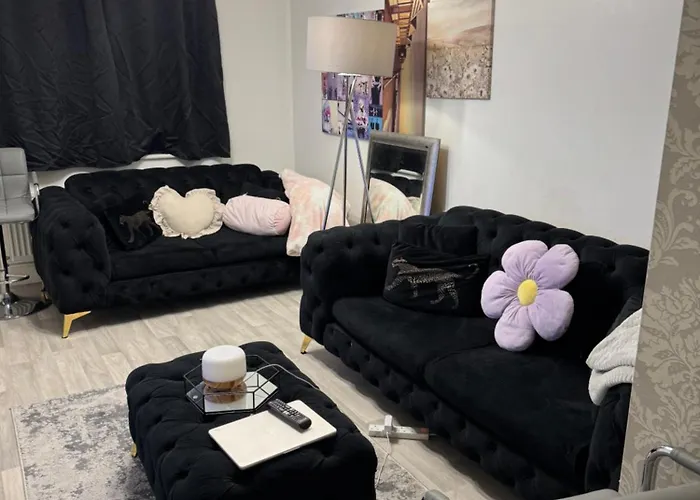 Modern En-Suite Private Room Near Leicester Stadium & City Centre