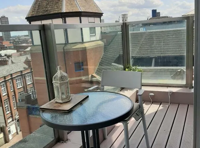 Penthouse City Hideaway