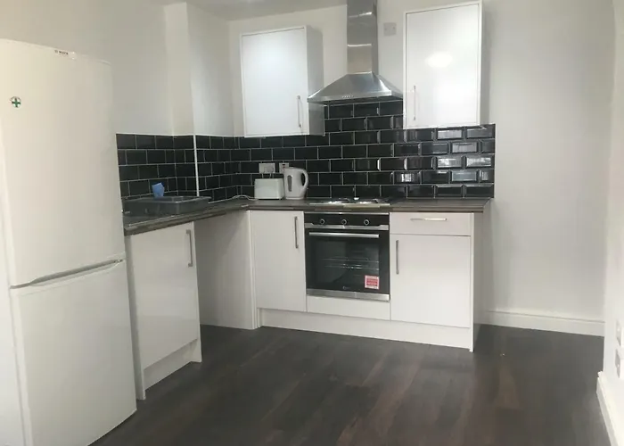 Safe Move -Flat 1, Two Bedroom Apartment
