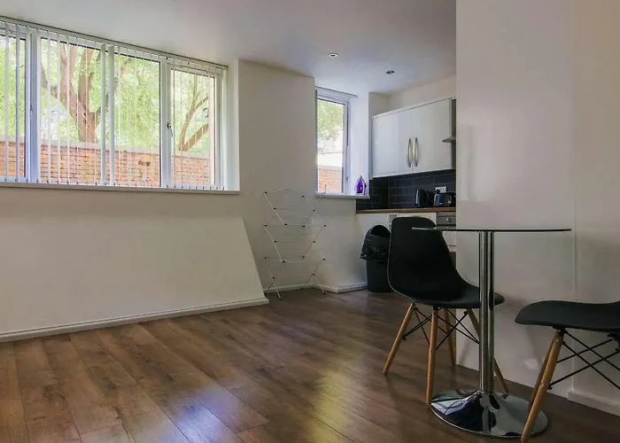 Modern 1 Bedroom Apartment Located In Central Leicester