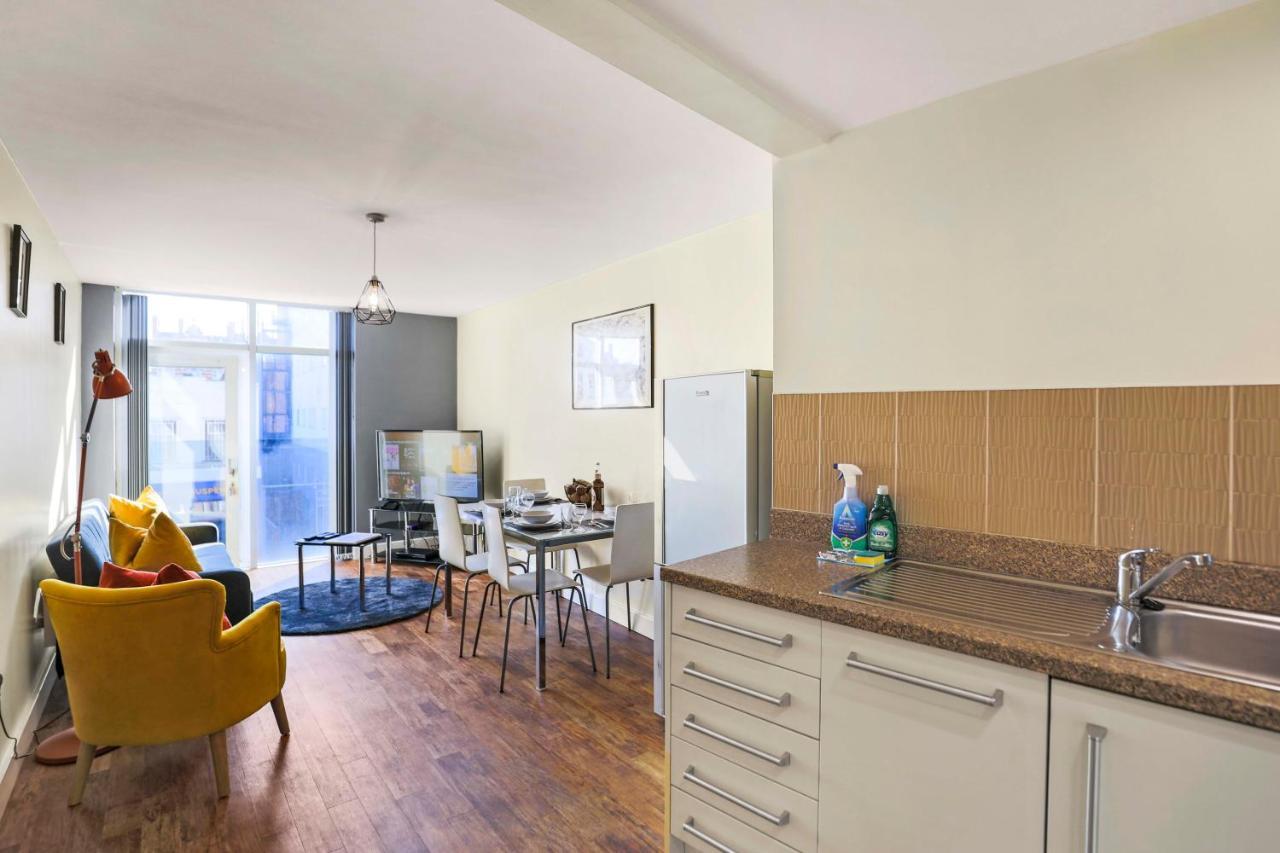 Ur Apartment Leicester