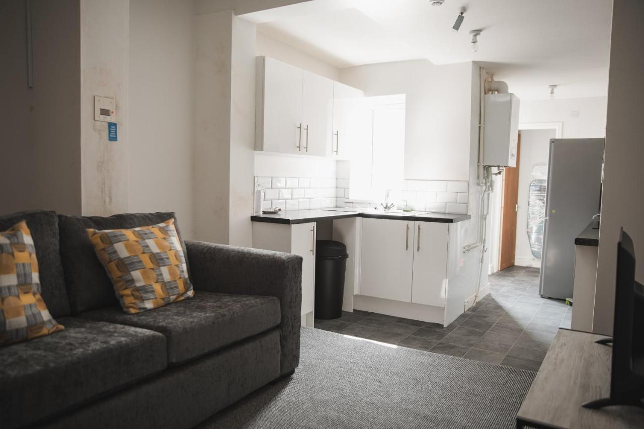 Victoria Park House By Payman Club Apartment Leicester