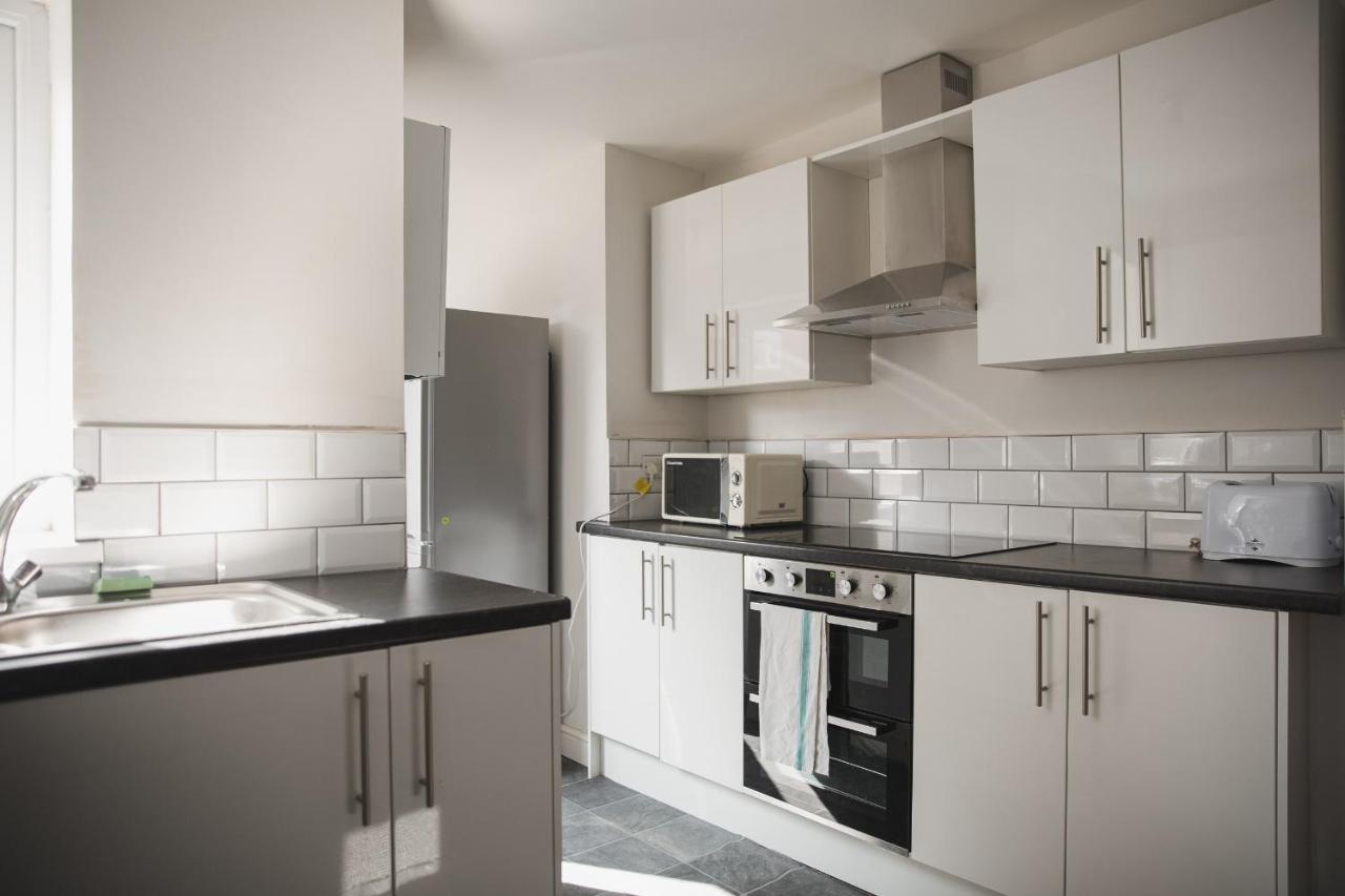 Apartment Victoria Park House By Payman Club *