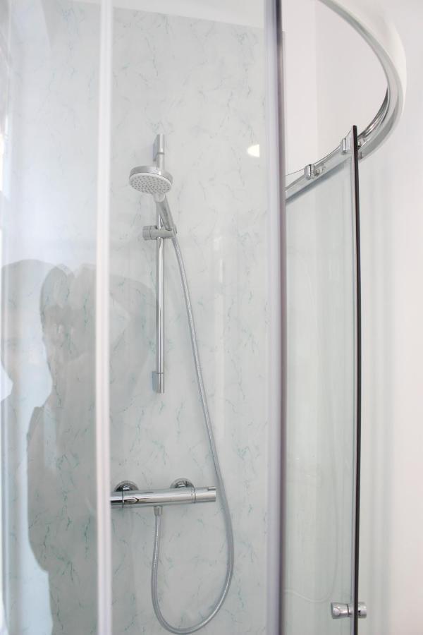 Grafton House 3*
