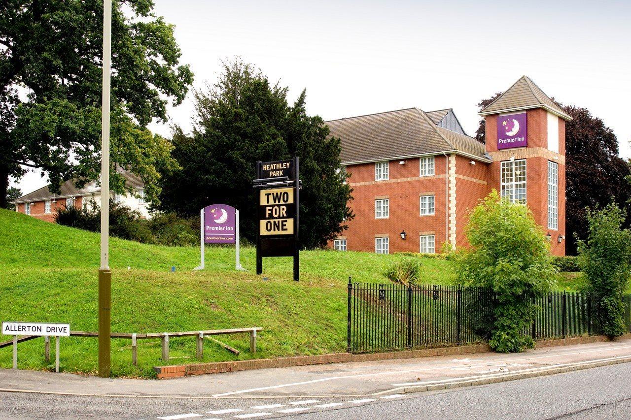Premier Central Hotel