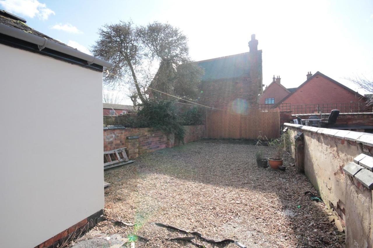 Holiday home Upperton Road *