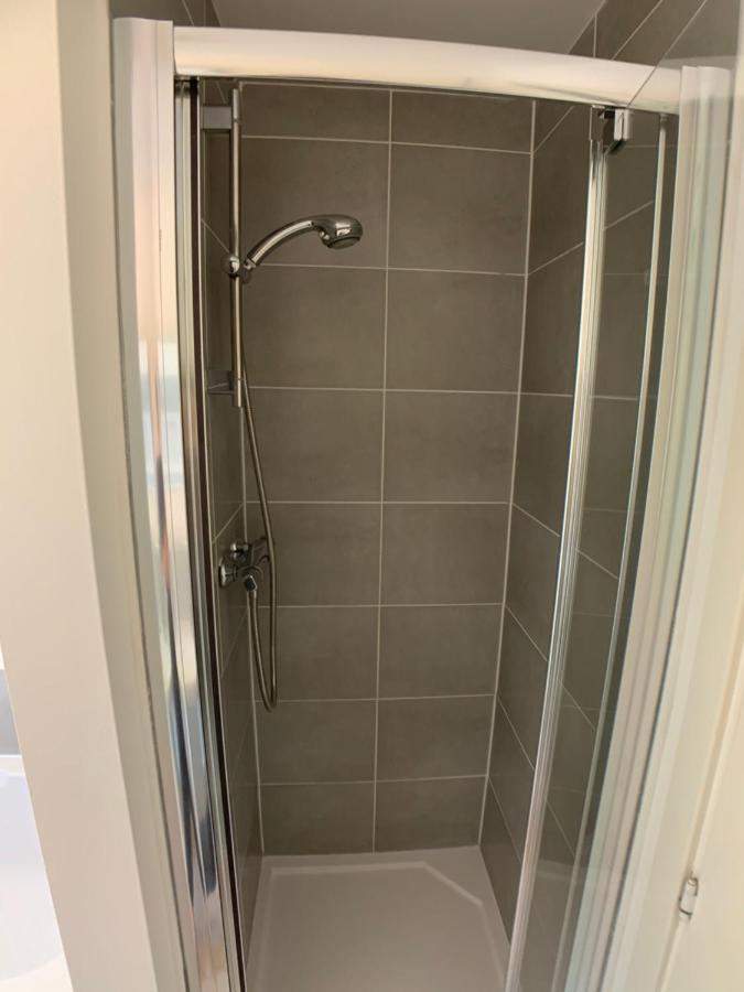2 Bed House Waterside Luxury Living, Central Area Holiday home Leicester