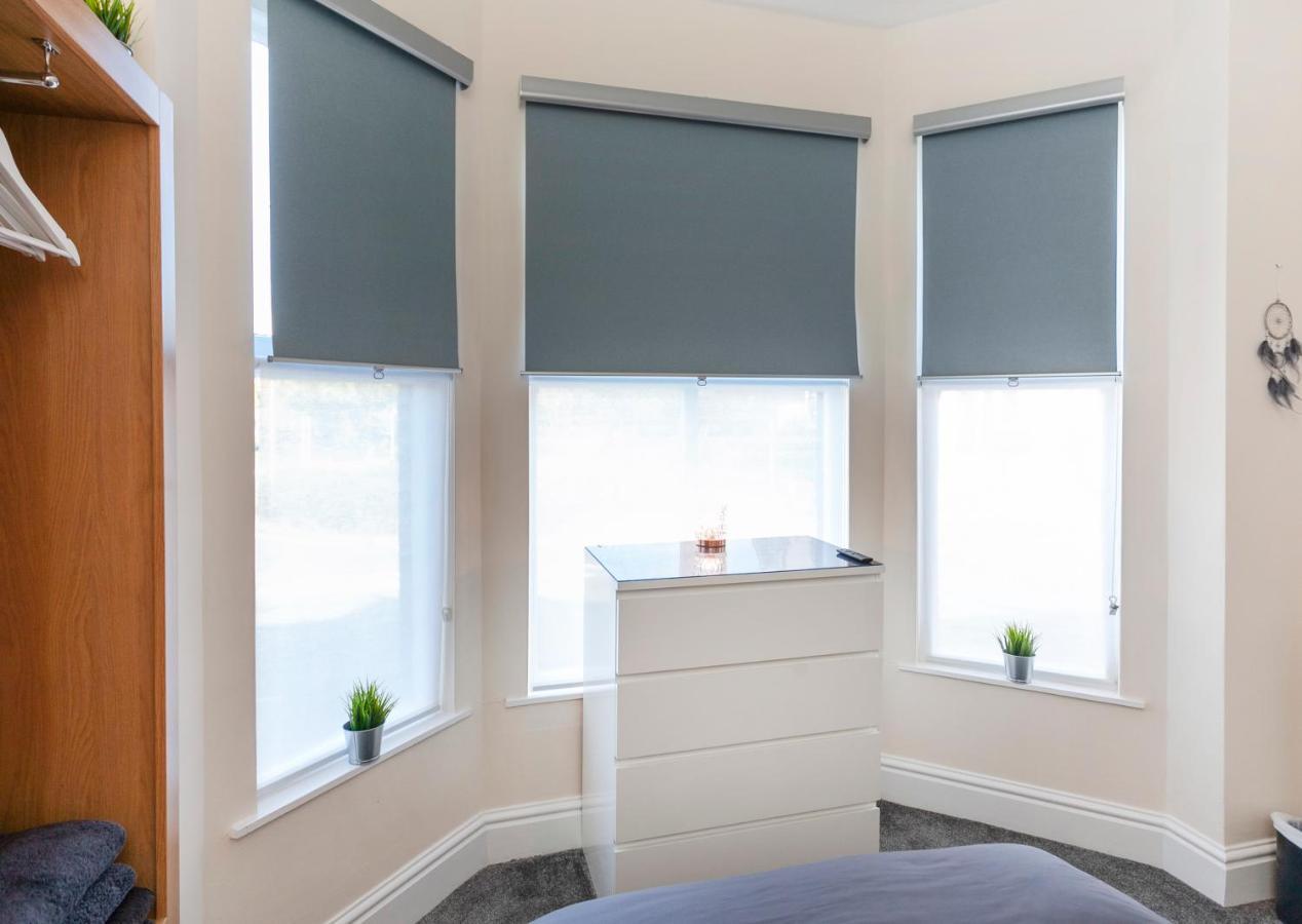 Beautiful, Entire Luxurious One Bedroom Flat