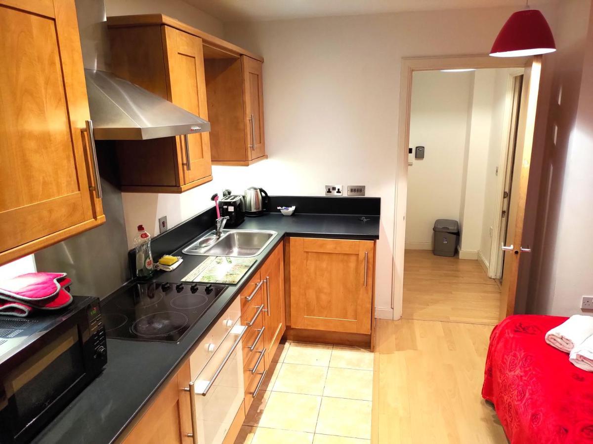 Empire Serviced * Leicester