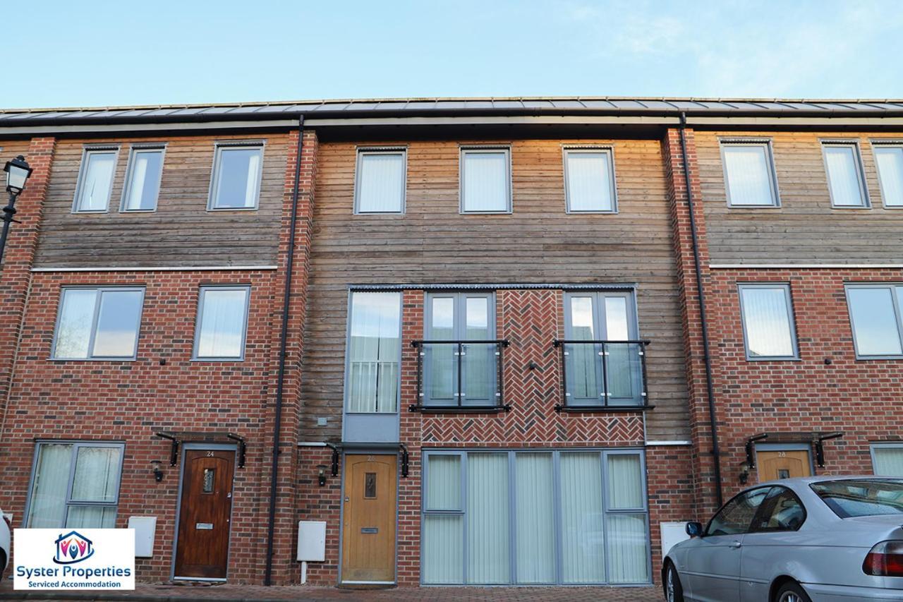Casa de férias Syster Serviced 5 Bedroom House Glen View Leicester