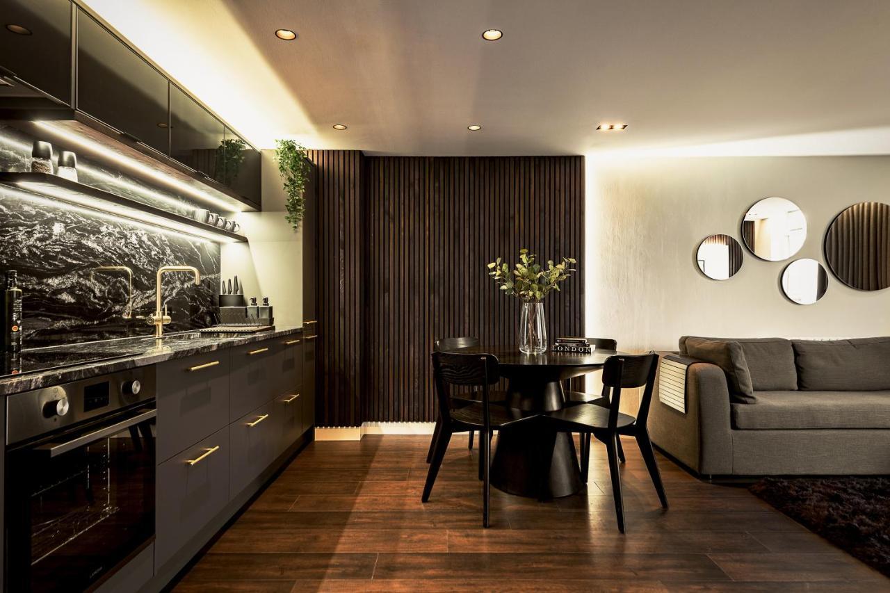 Apartamento The Acacia, Luxury With Private Balcony + Parking