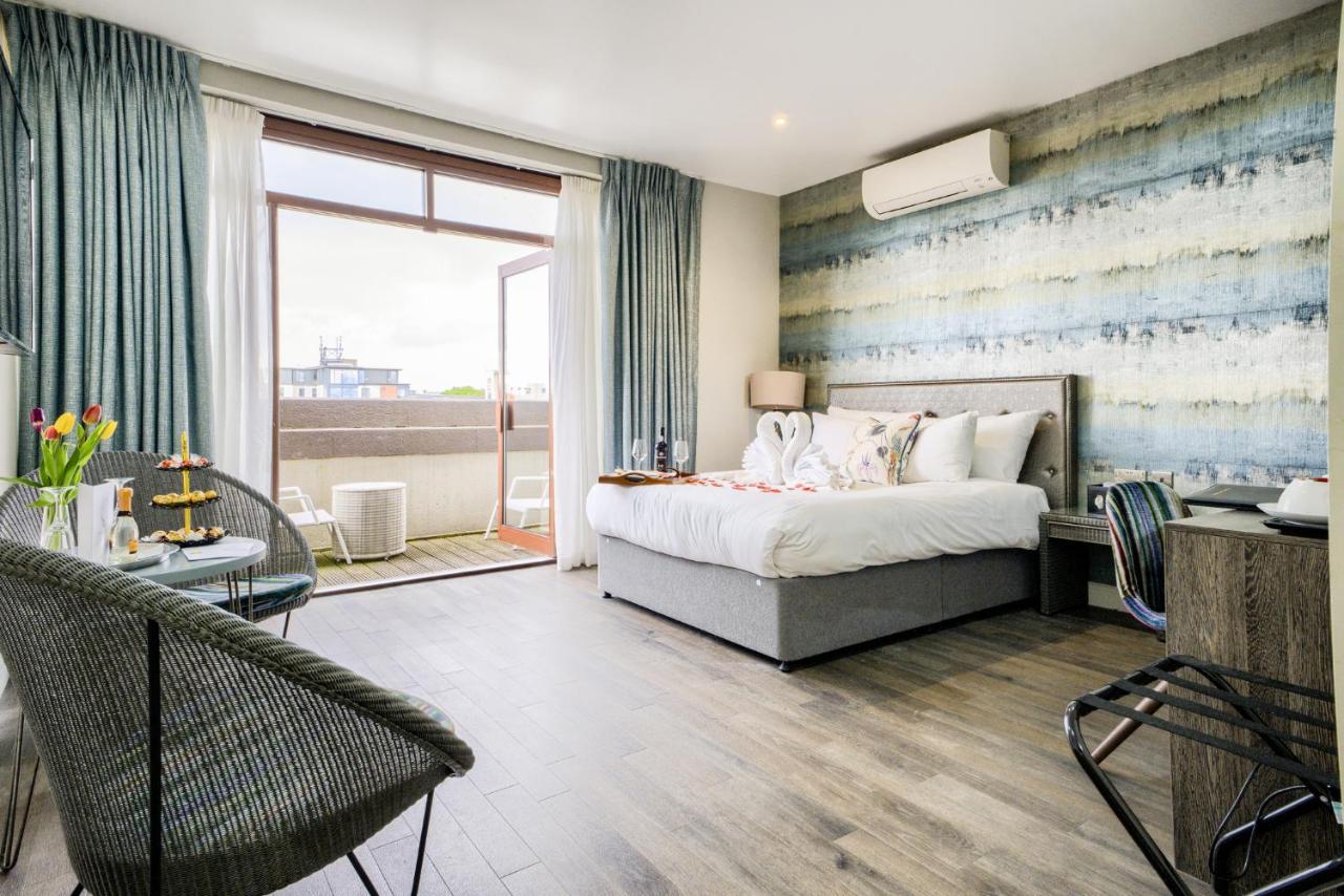 Villare Centre 4* Leicester