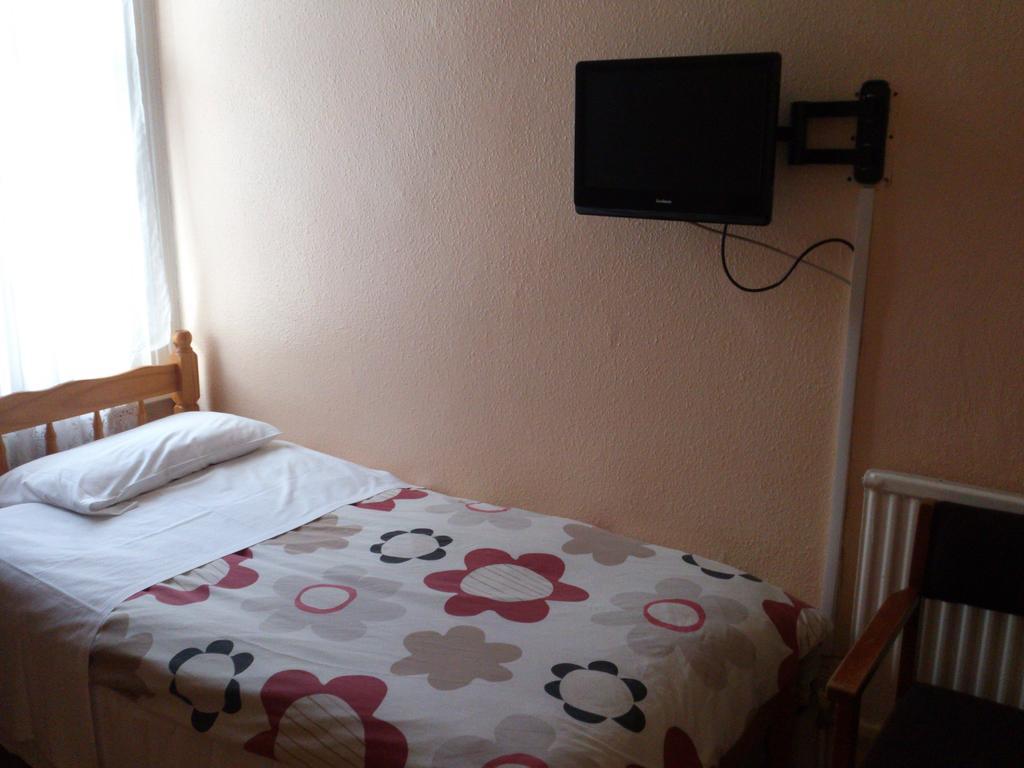 Grafton House 3* Leicester
