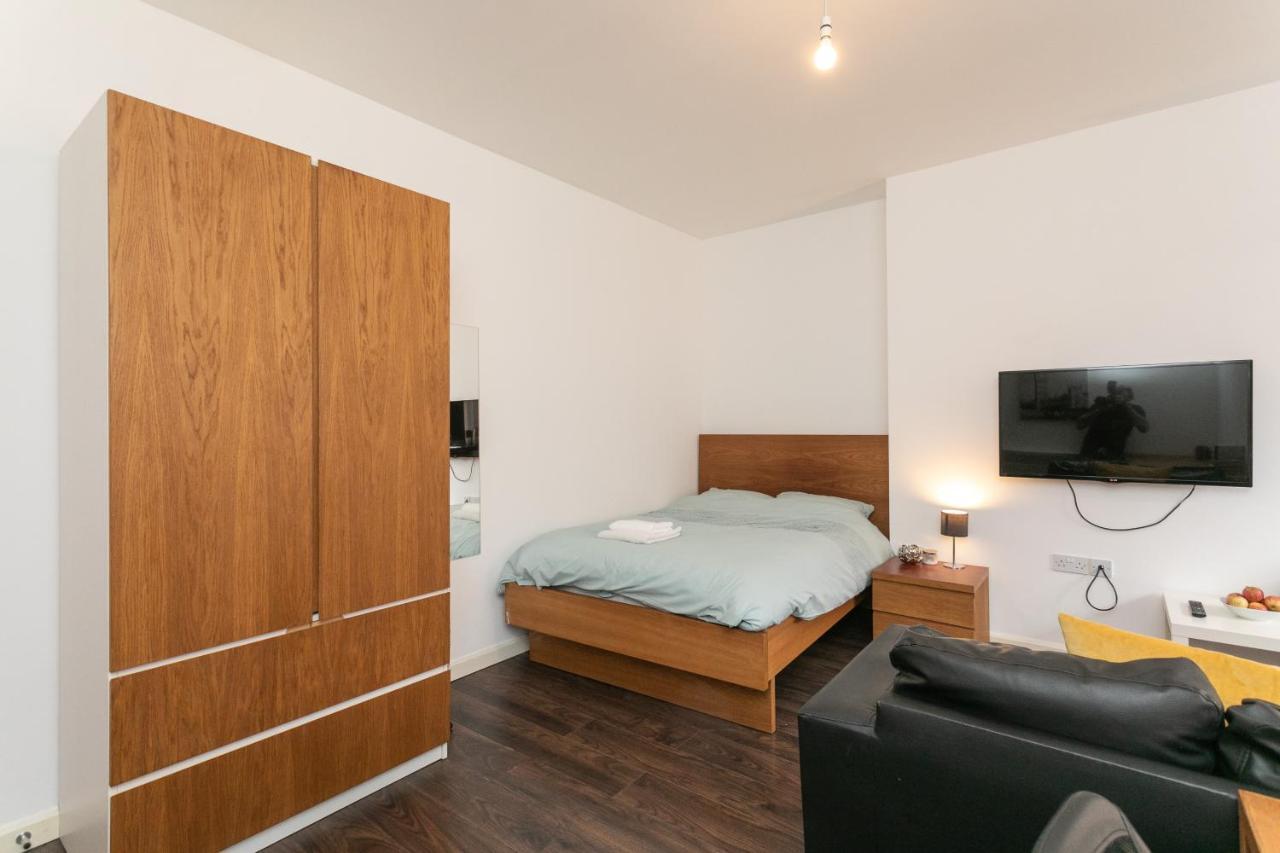 Wifi*studio*functional*close2city Leicester