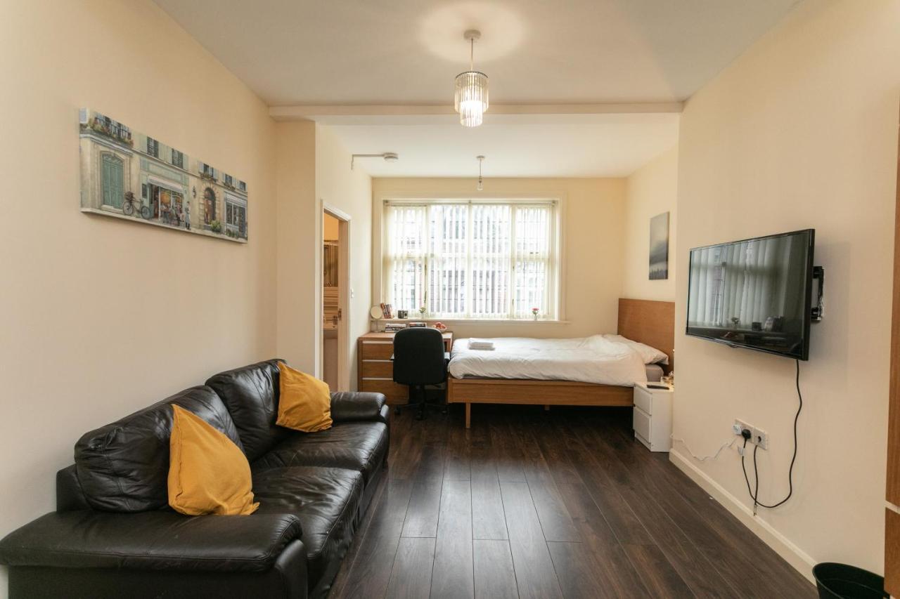 Wifi*studio*functional*close2city * Leicester