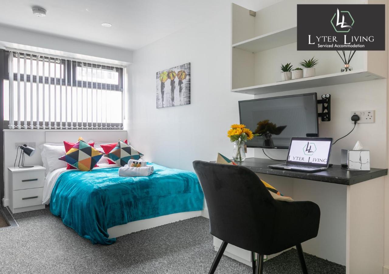 Apartment By Lyter Living Desks & Wifi - Monthly Available