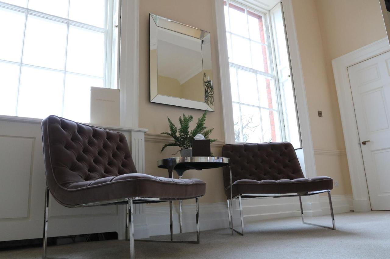 Winstanley House Hotel 4*