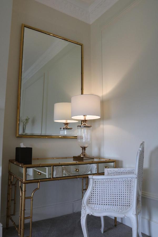 Winstanley House Hotel 4*