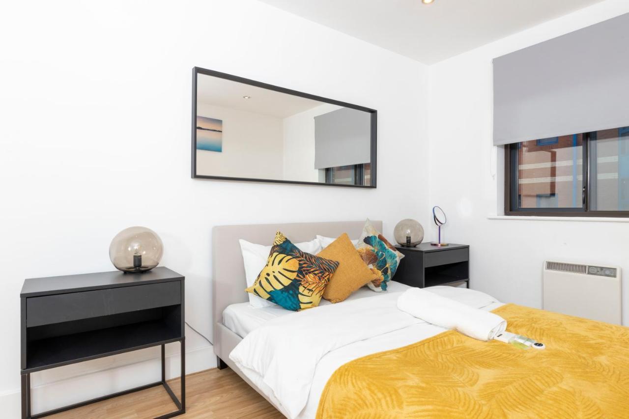 Luxury - Eastgate Leicester