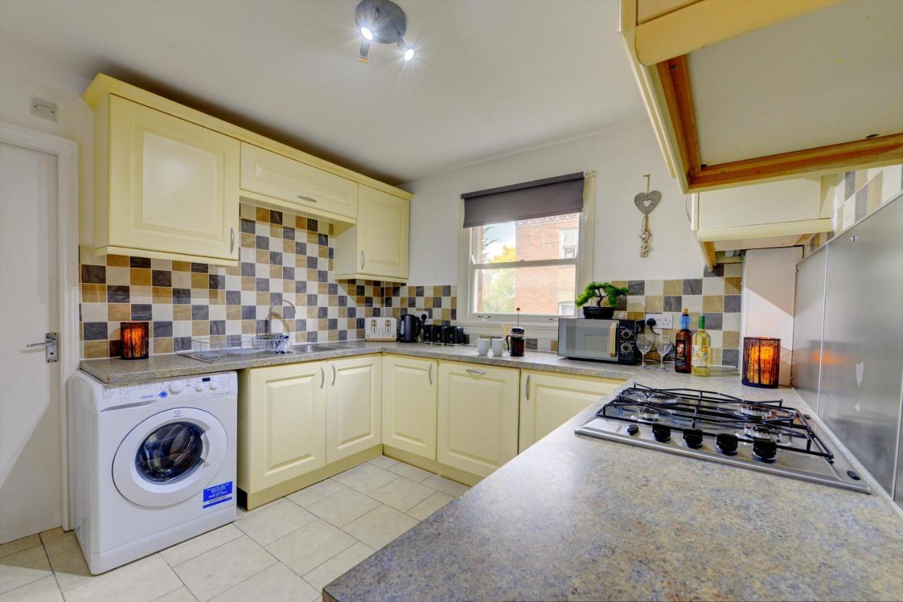 Beautiful Victorian 2 Bedroom Flat Leicester