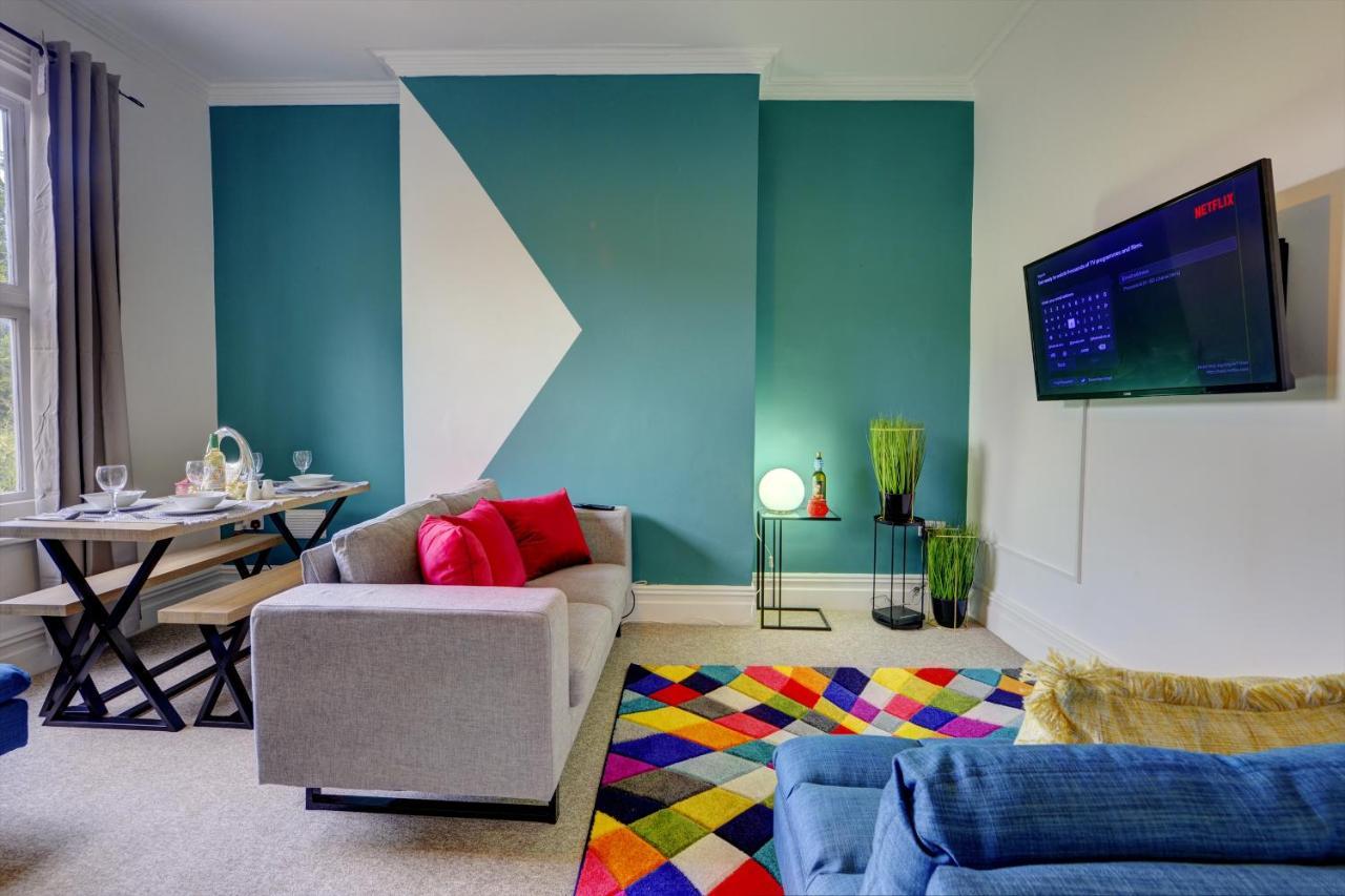 Beautiful Victorian 2 Bedroom Flat Apartment