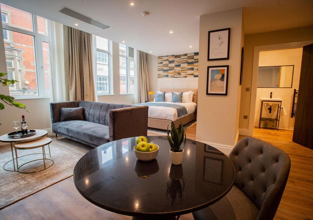 The Gresham 4*