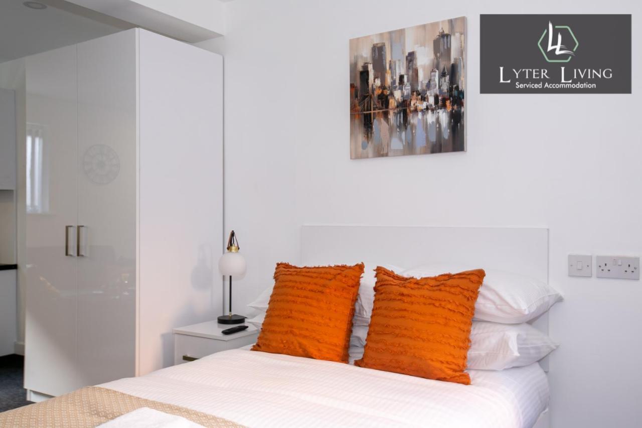 Leicester's Lyter Living Serviced Opposite Railway Station