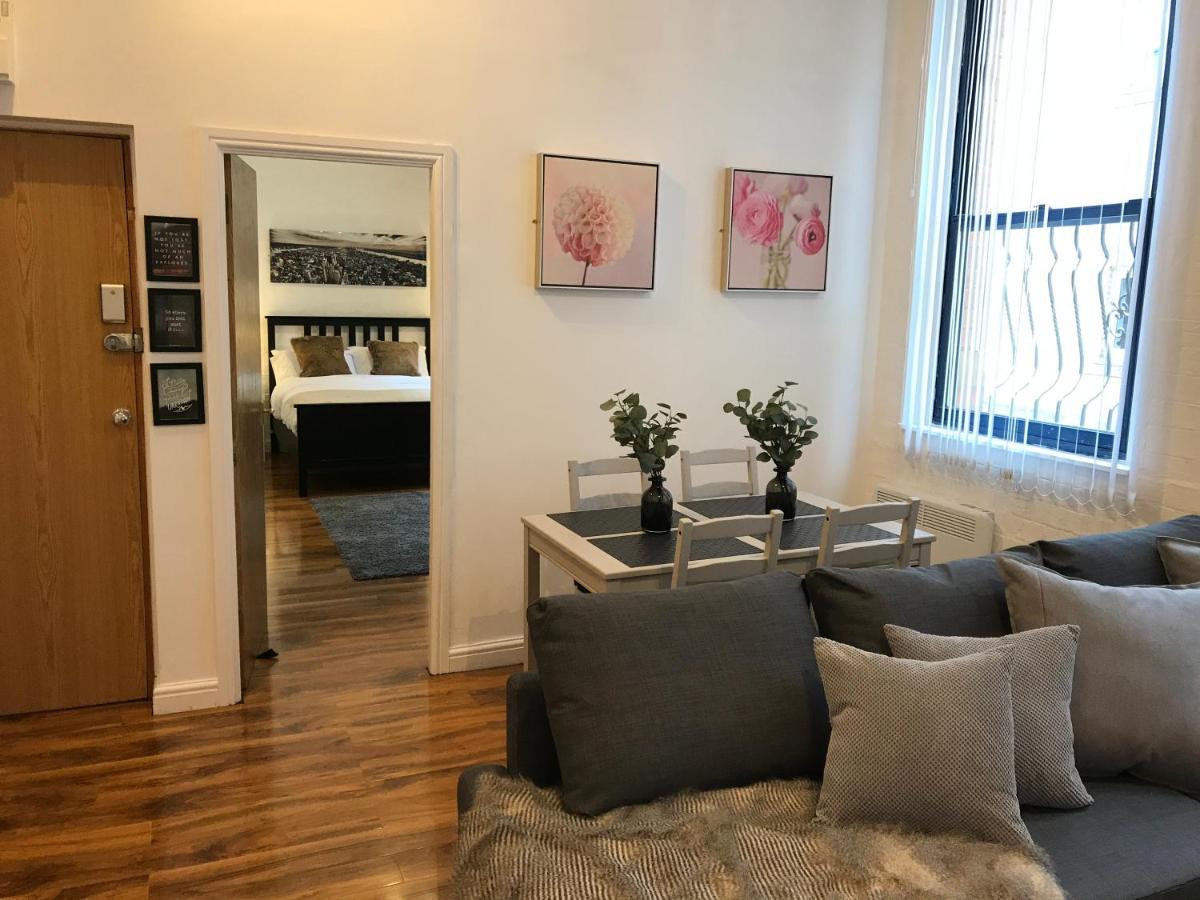 The Hoste Apartment