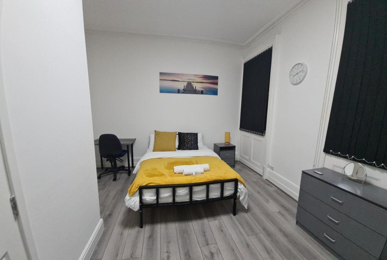 Malak Homes - West Street Apartment