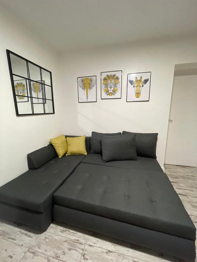 Modern Flat - Centre, Sleeps 4 Free Wifi Apartment Leicester