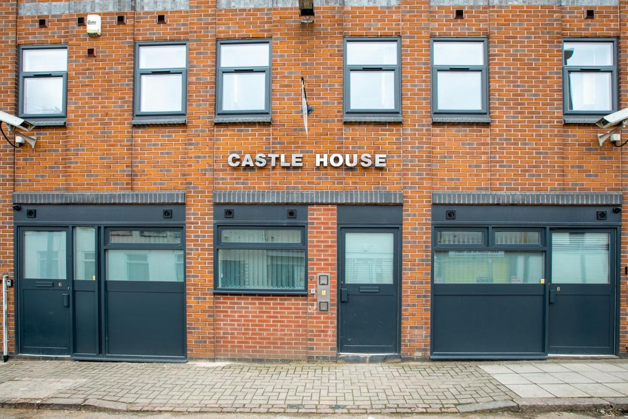 By Lyter Living Desks & Wifi - Monthly Available Leicester