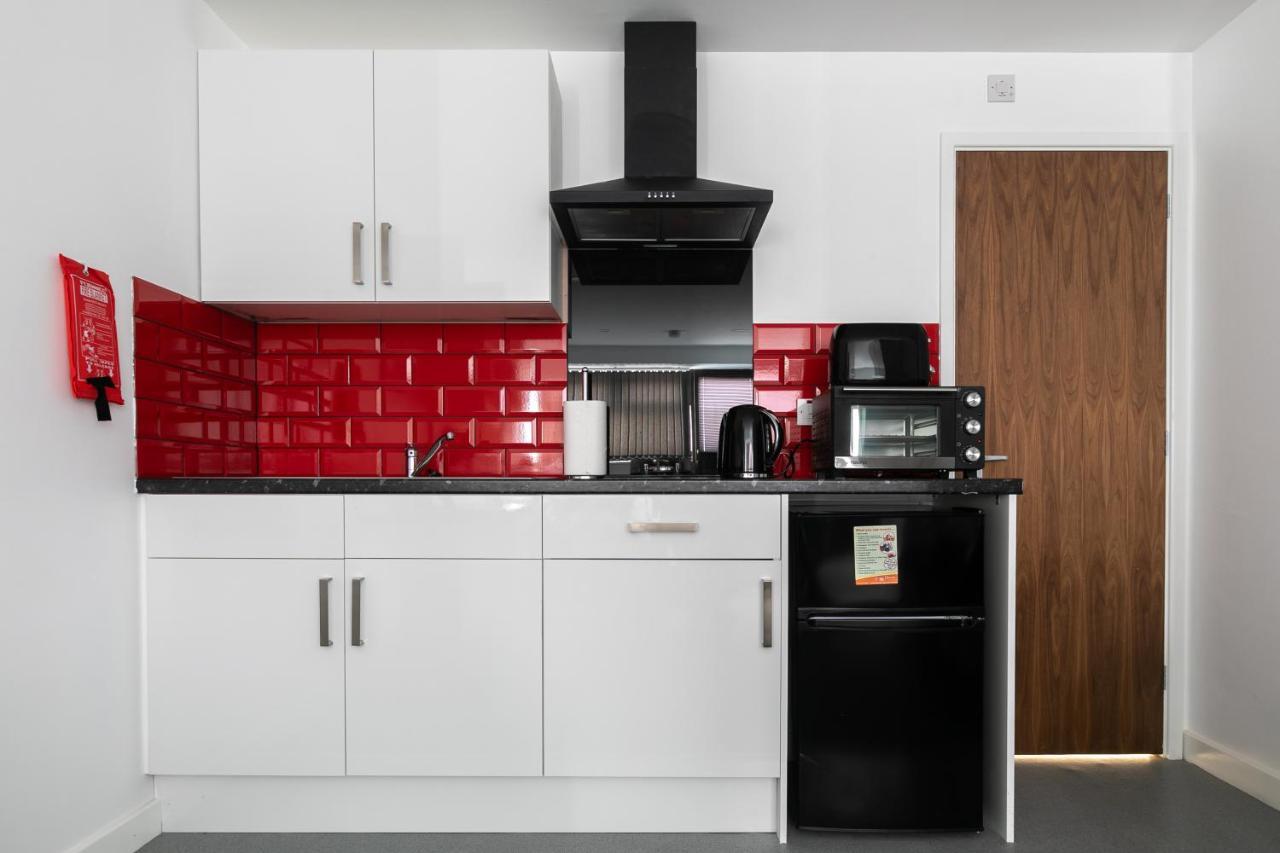 By Lyter Living Desks & Wifi - Monthly Available * Leicester