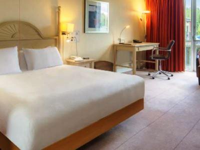 Hilton Hotel 4*