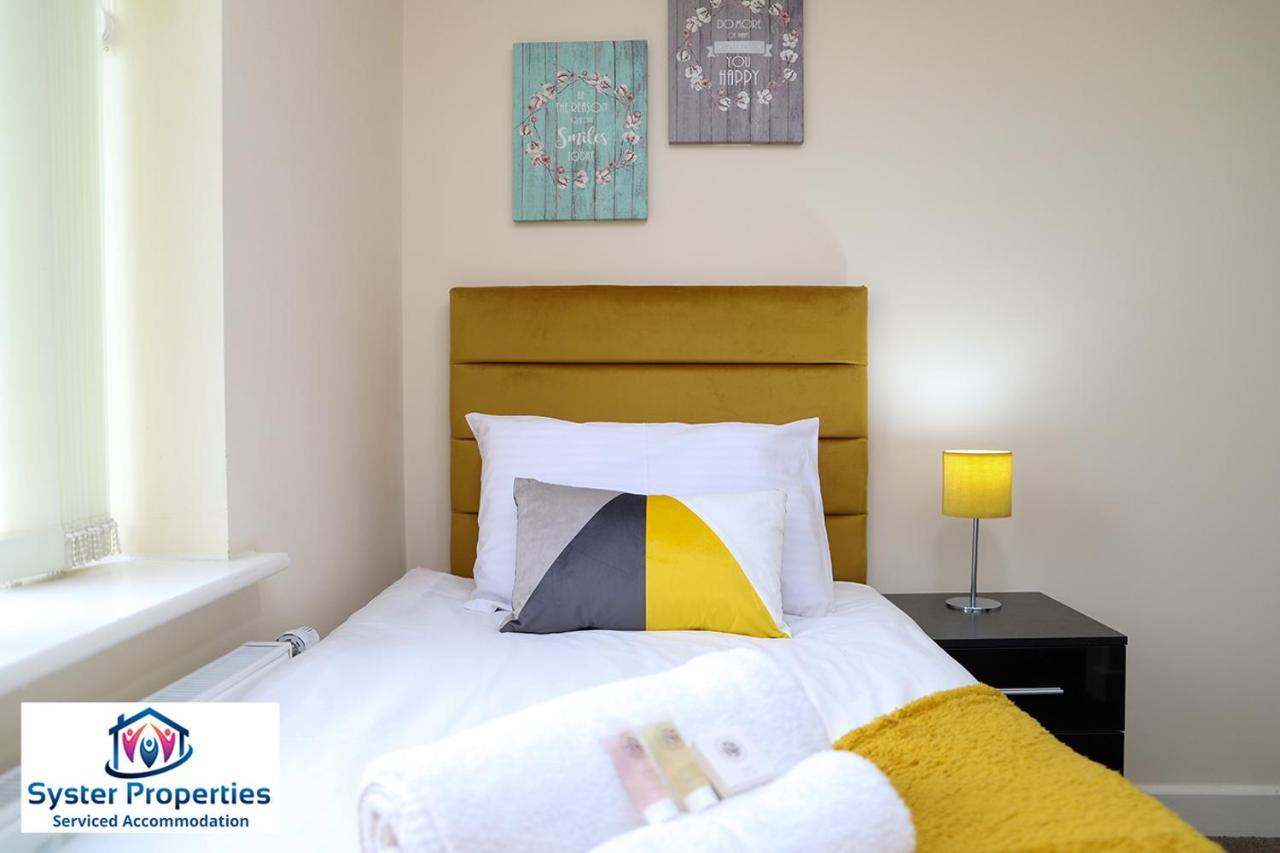 Syster Serviced 5 Bedroom House Glen View Leicester