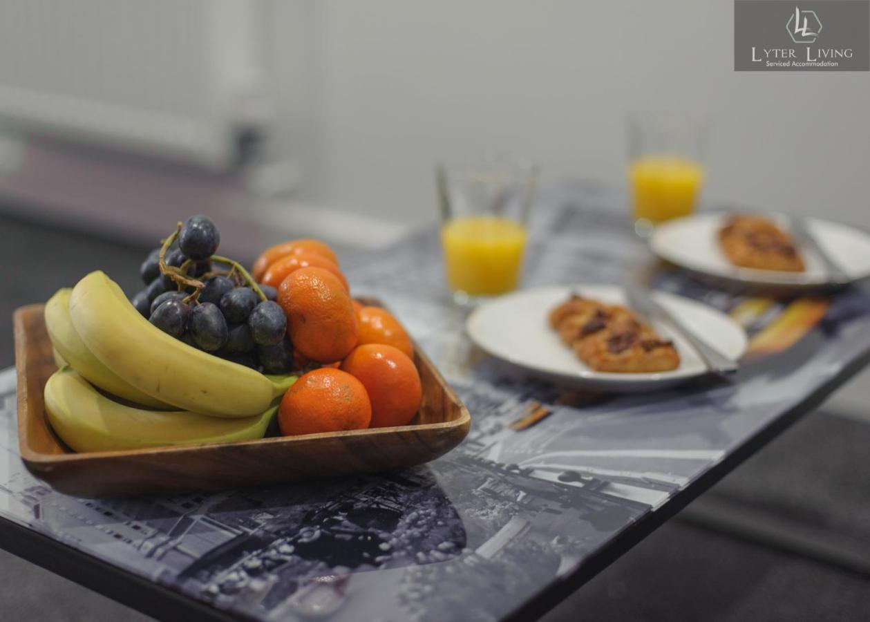 Apartment By Lyter Living Desks & Wifi - Monthly Available *