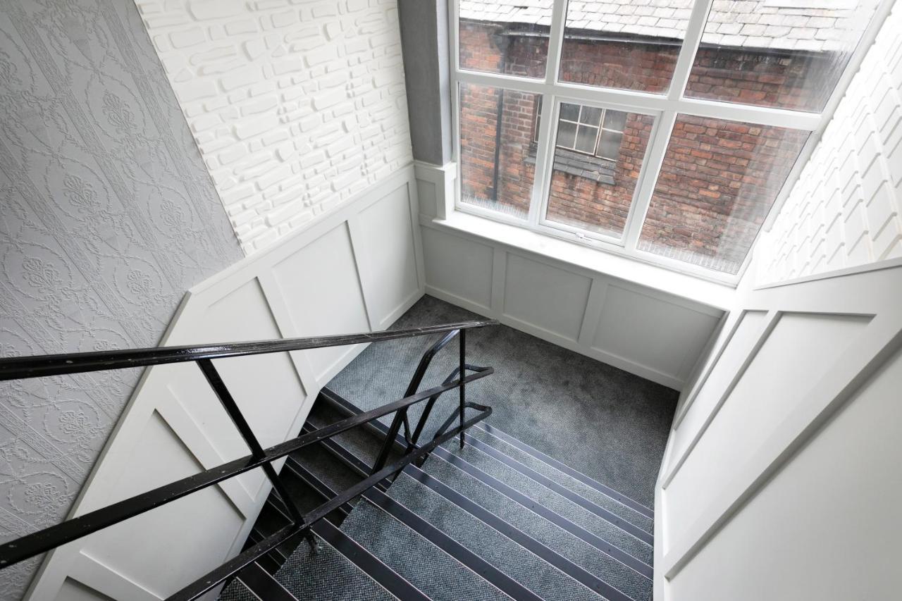 Hoemli Smart City Centre * Leicester