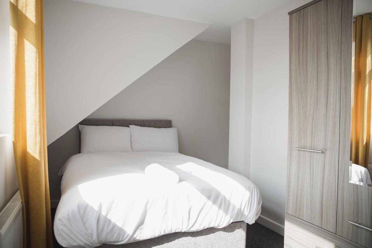 Homestay Green Park House *