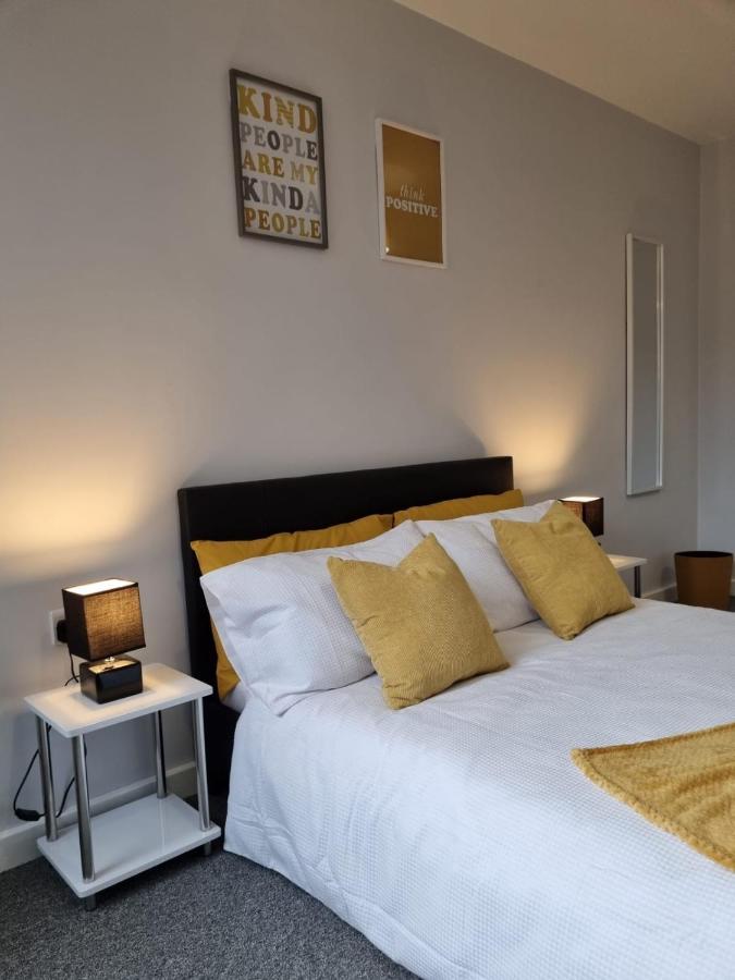 Spacious Centre Apartment *