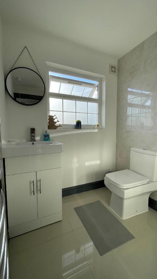 Apartment Lovely 2 Bed By Yo Room- City- Free Parking