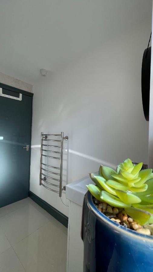 Lovely 2 Bed By Yo Room- City- Free Parking