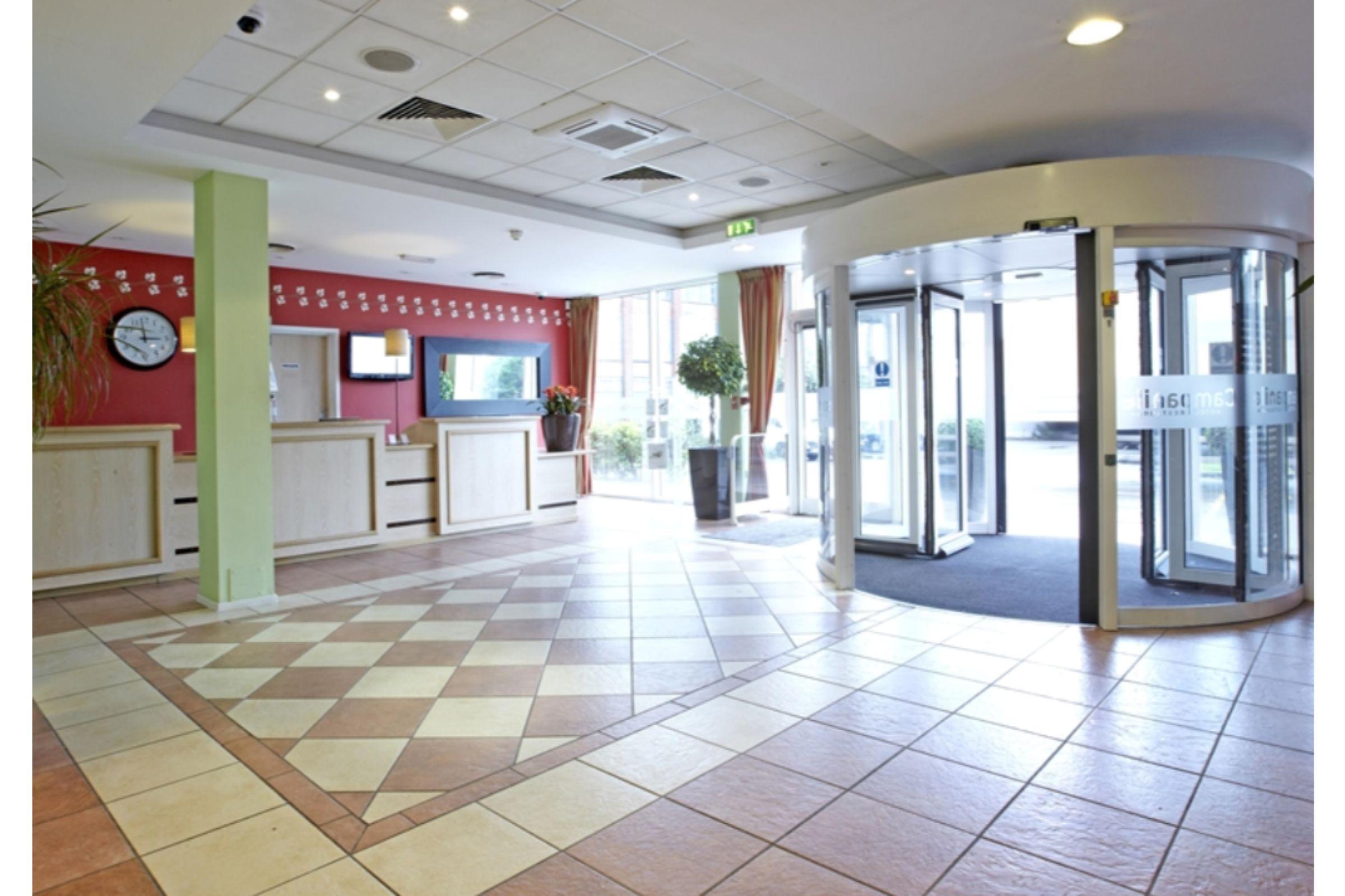 Campanile Hotel 2*
