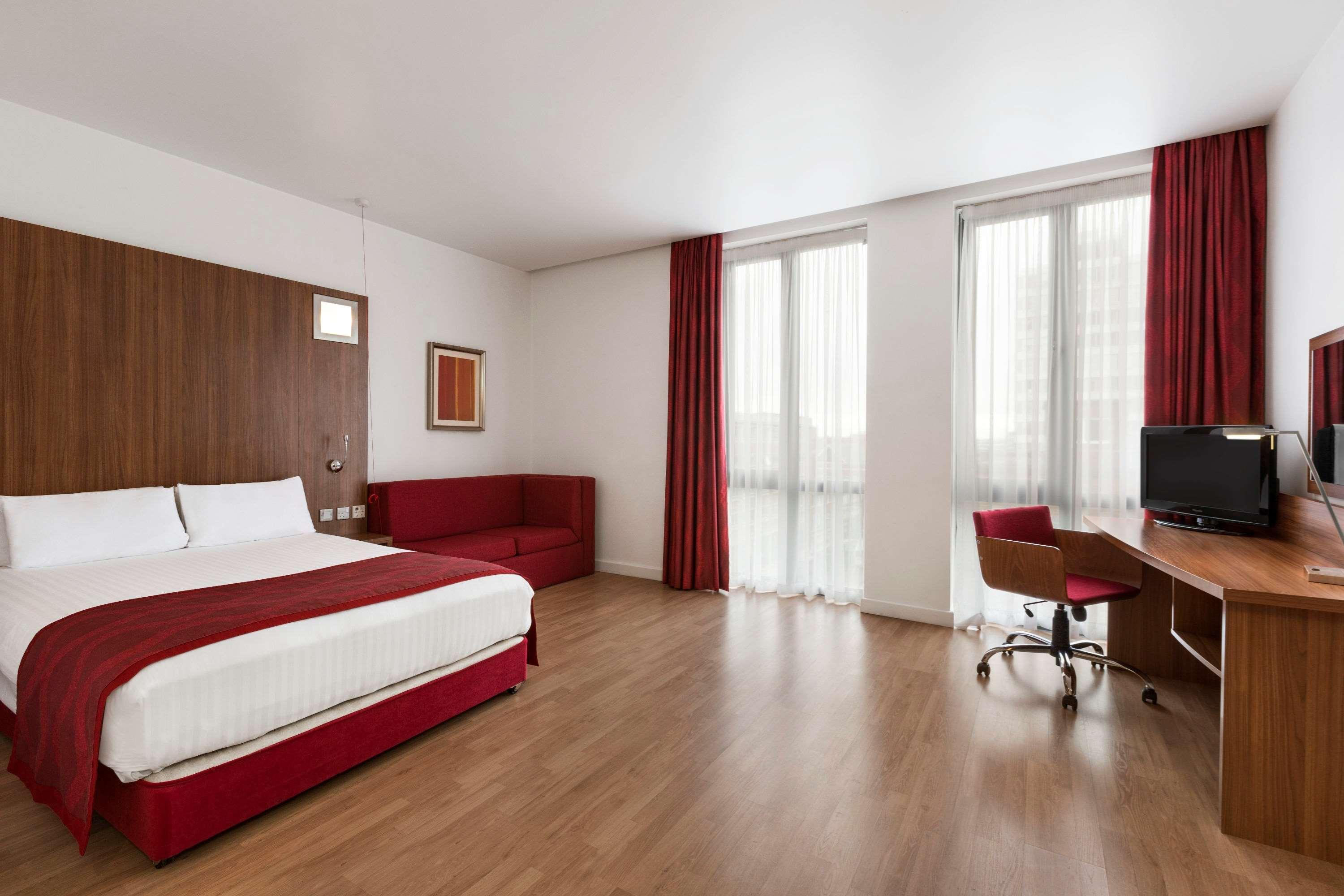 Ramada Encore Centre 3* Leicester