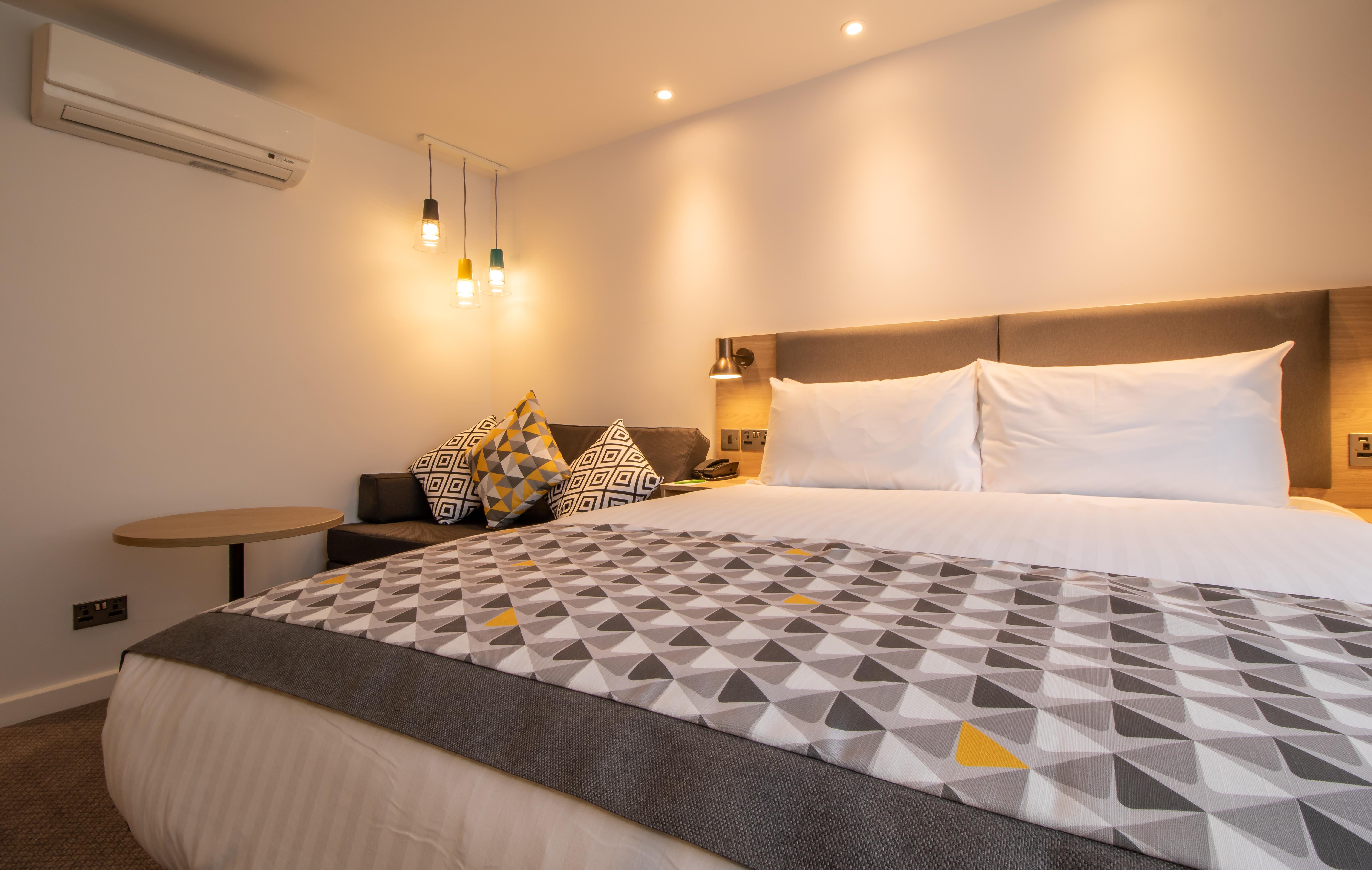 - - Wigston By Ihg 4*